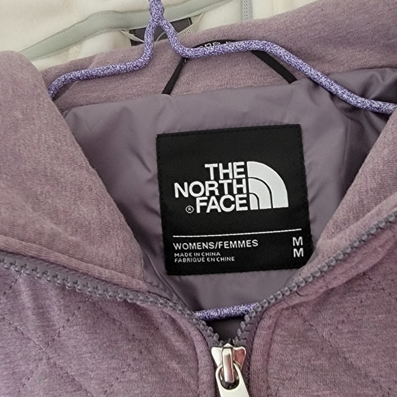 NWT, The North Face SzM lavendar quilted coat/jacket - Picture 5 of 7